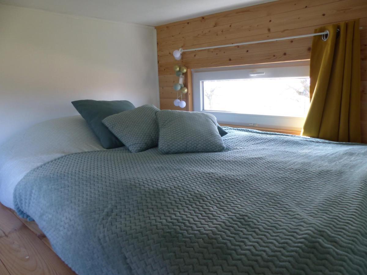 Mon Ptit Nid House Tiny House Apartment Panissieres ภายนอก รูปภาพ