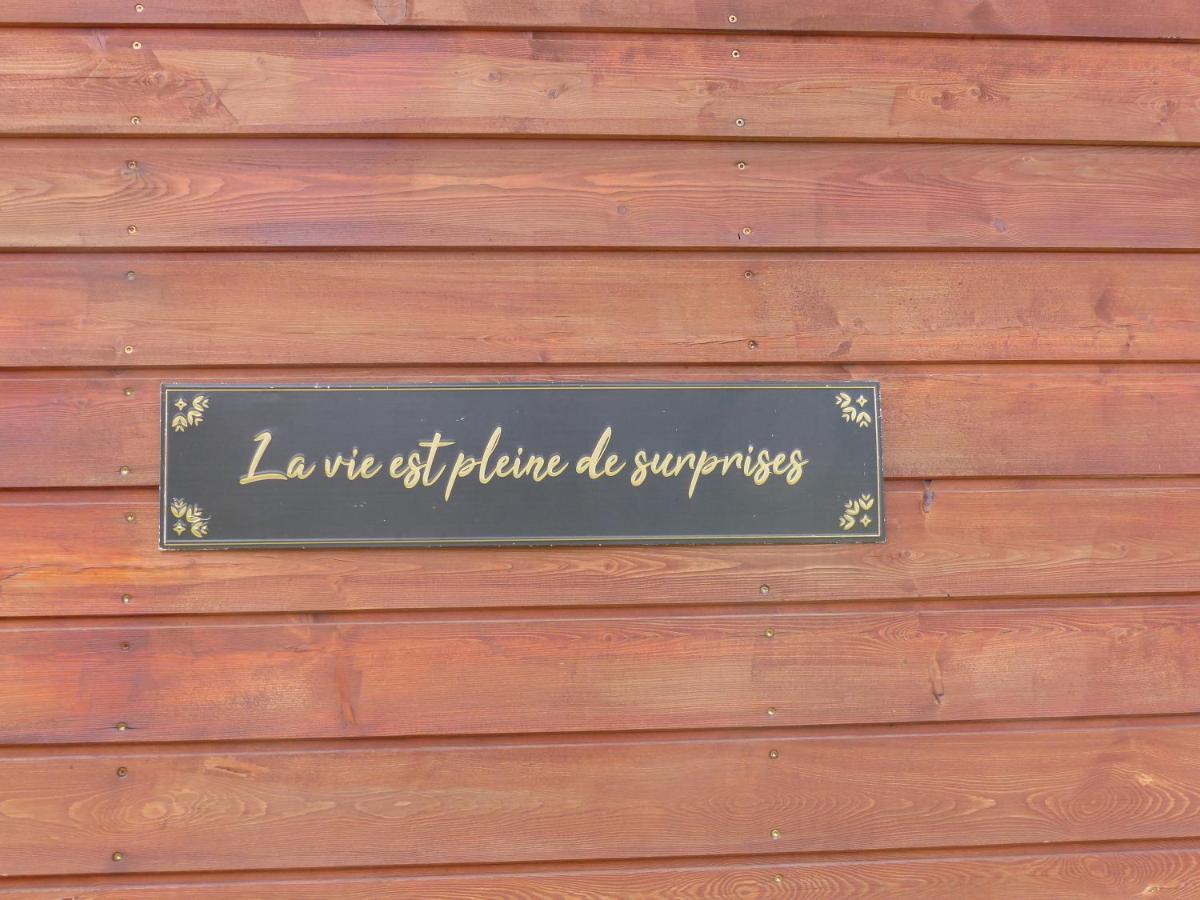 Mon Ptit Nid House Tiny House Apartment Panissieres ภายนอก รูปภาพ