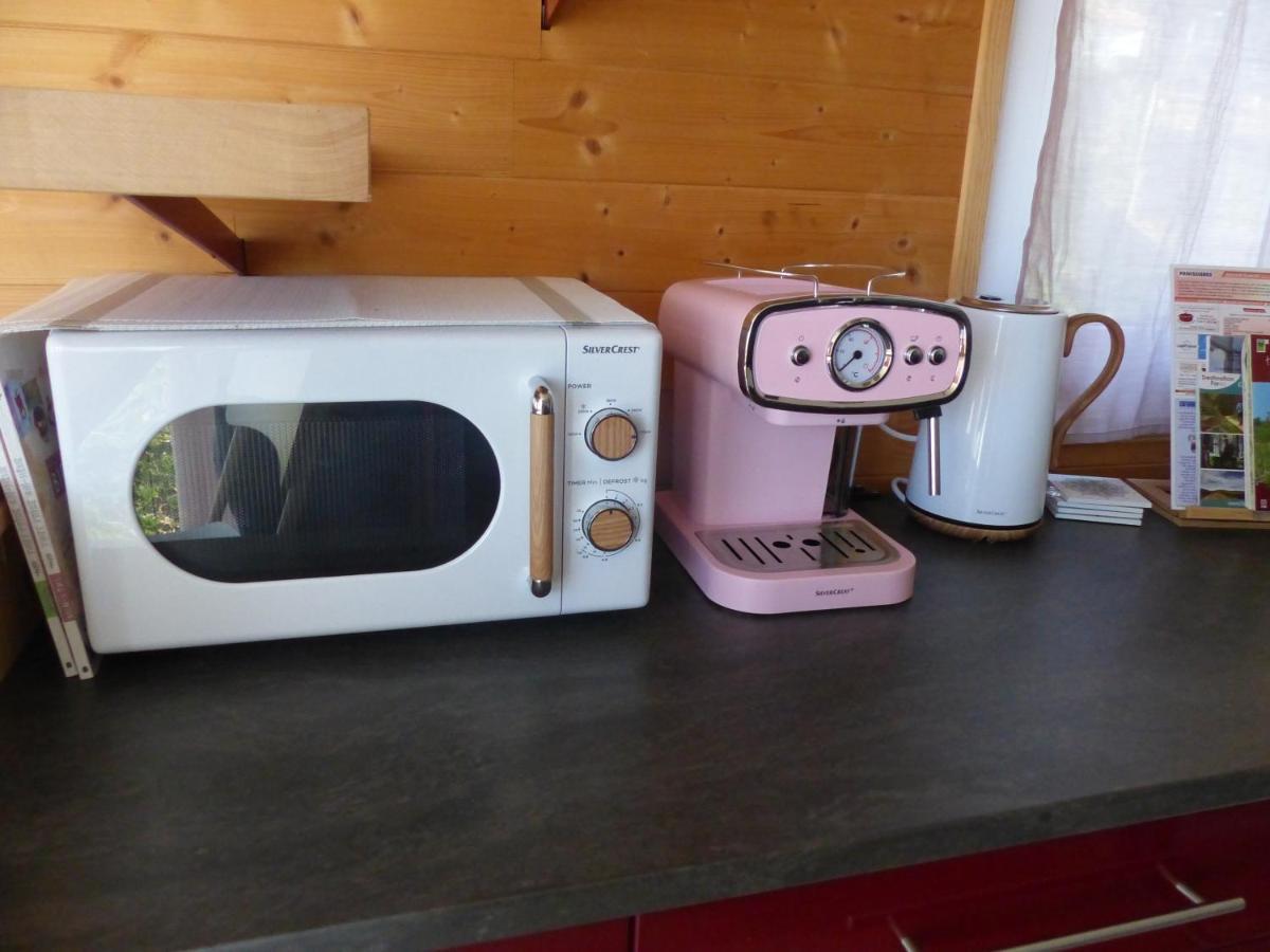 Mon Ptit Nid House Tiny House Apartment Panissieres ภายนอก รูปภาพ